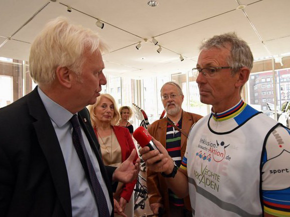 Ulrich Sierau, Oberbürgermeister in Dortmund mit Hans-Peter Durst