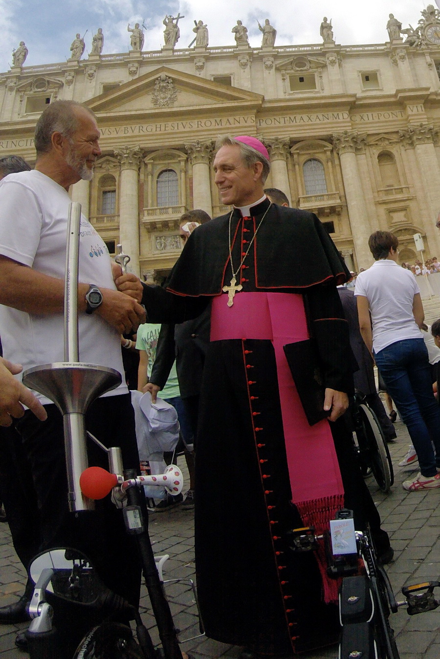 Mons. Georg Gänswein u. Karl Grandt